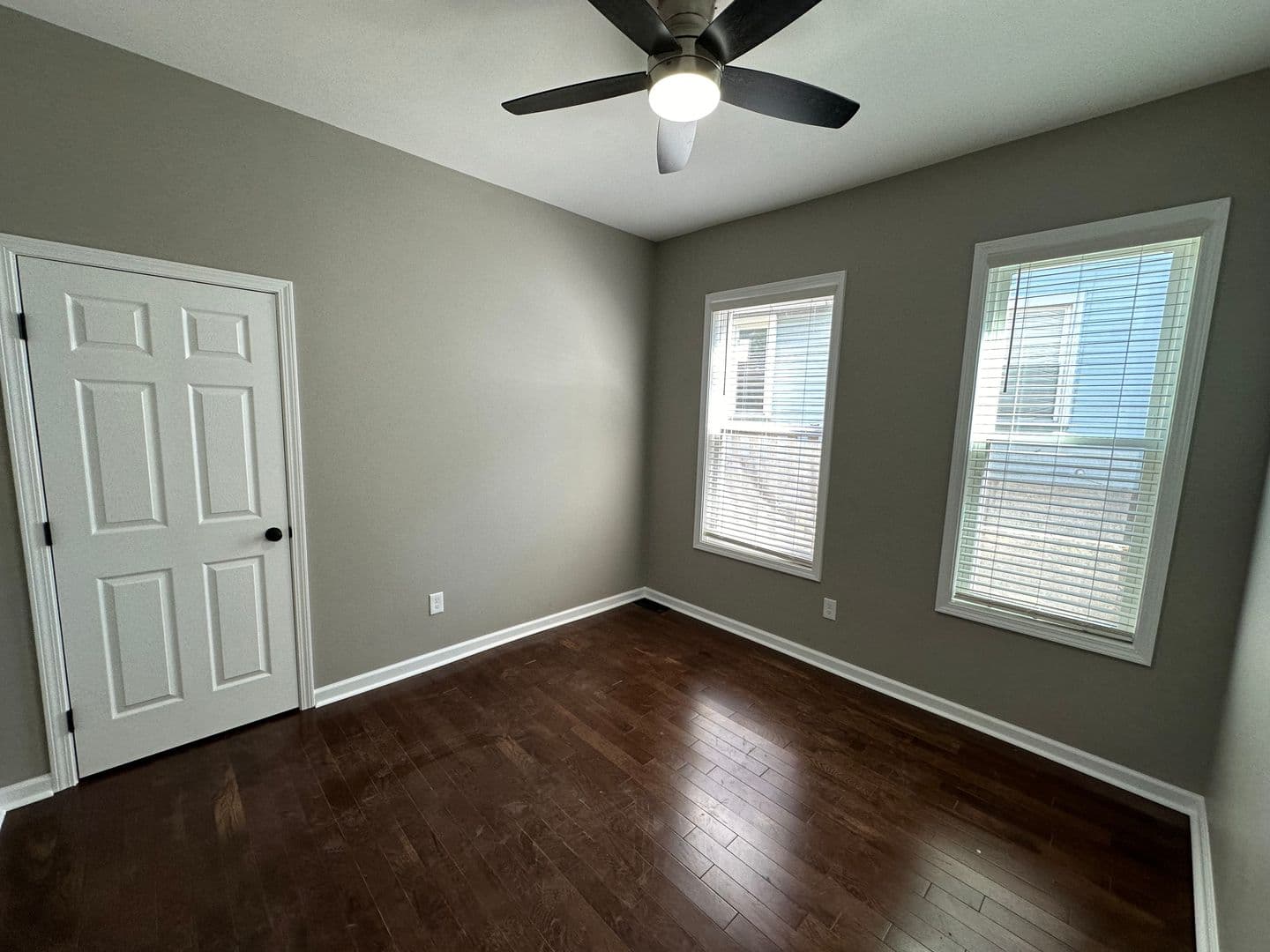 Columbus Apartment: 64 W Blake