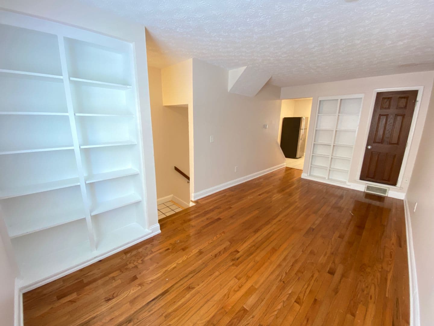 Columbus Apartment: 107-121 E 14th Ave