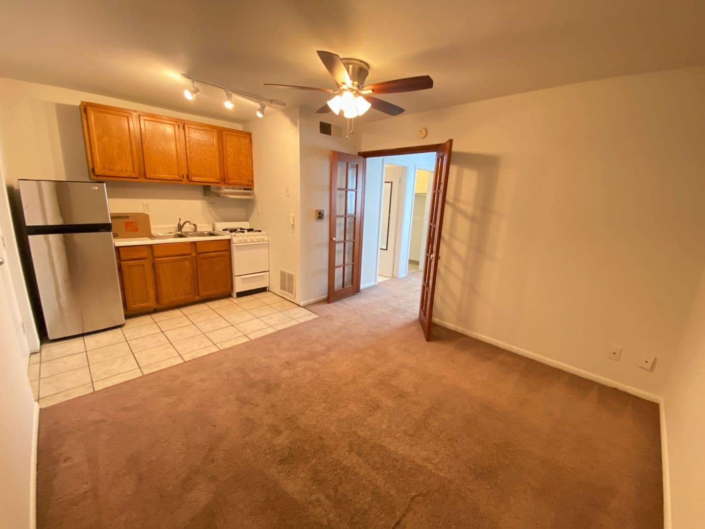 Columbus Apartment: 42-50 W Oakland Ave