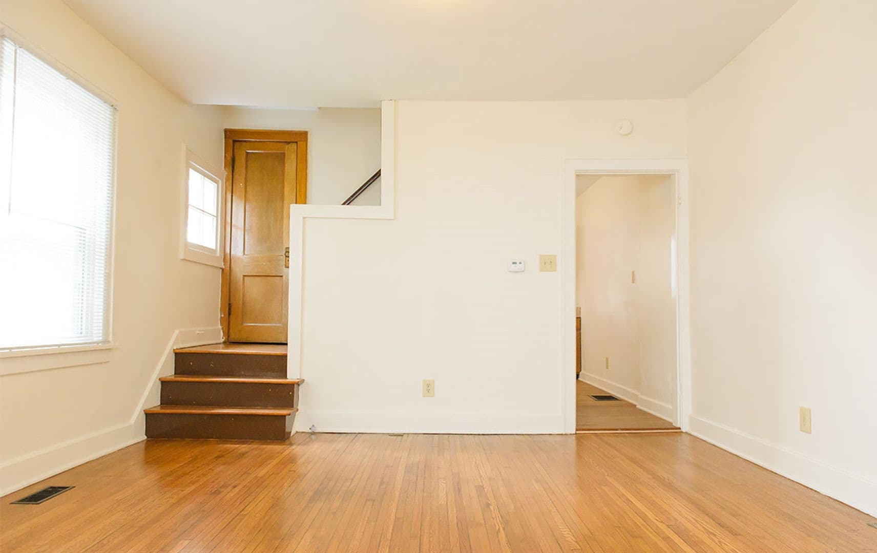 Columbus Apartment: 2189 Summit St