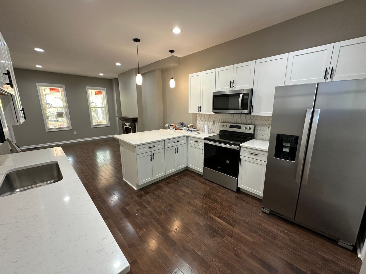 Columbus Apartment: 64 W Blake