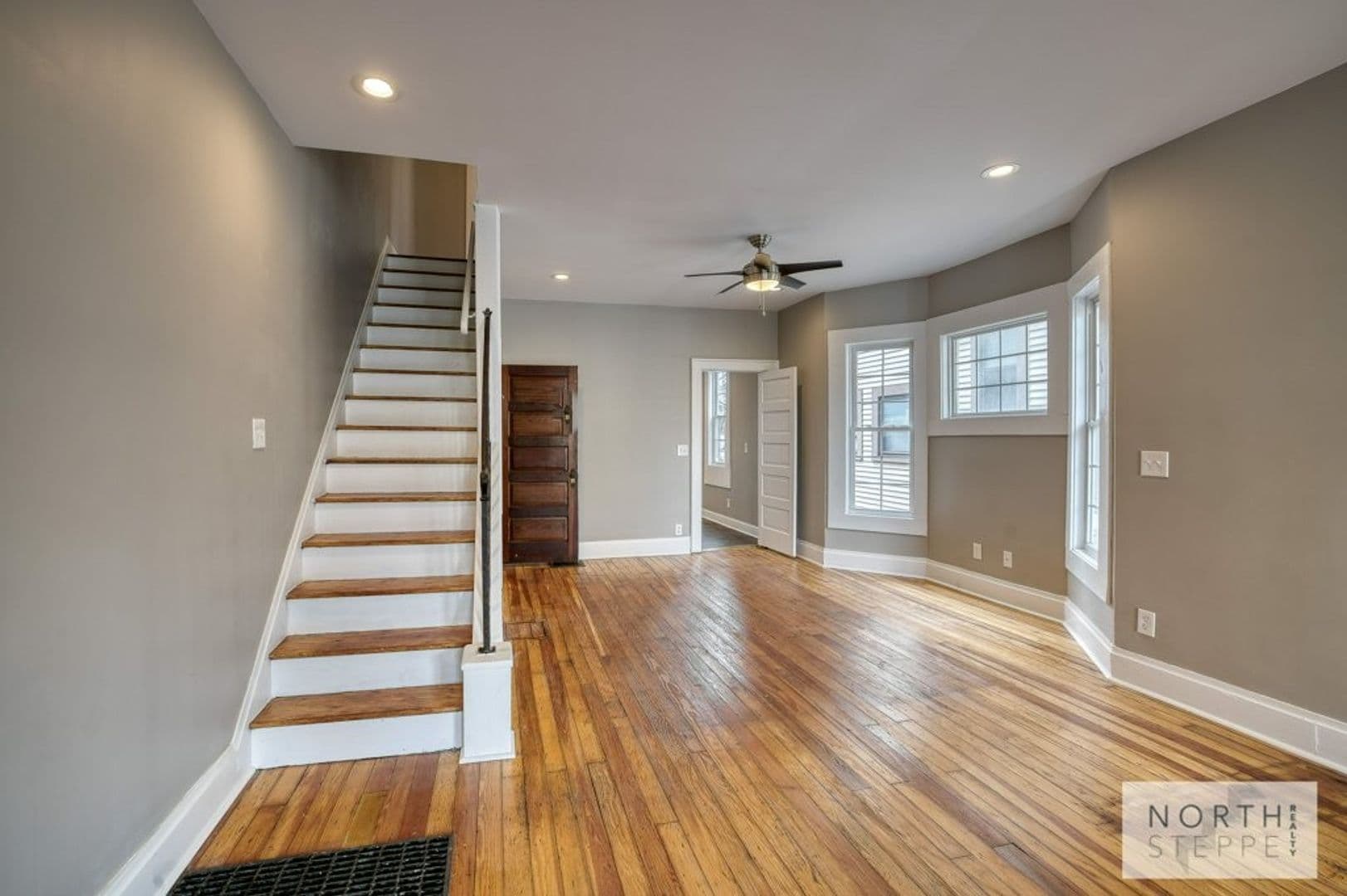Columbus Apartment: 135 E Norwich Ave