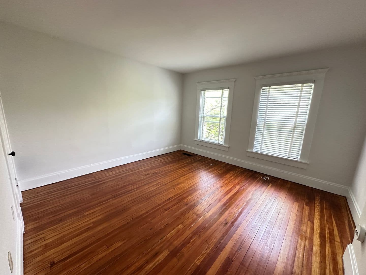 Columbus Apartment: 417 W 8th