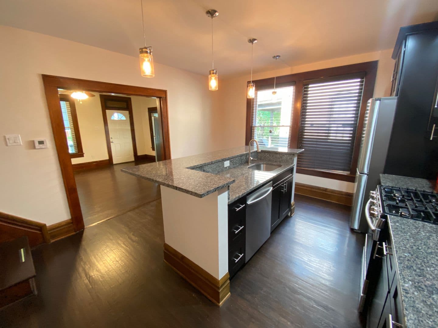 Columbus Apartment: 52 E Norwich Ave