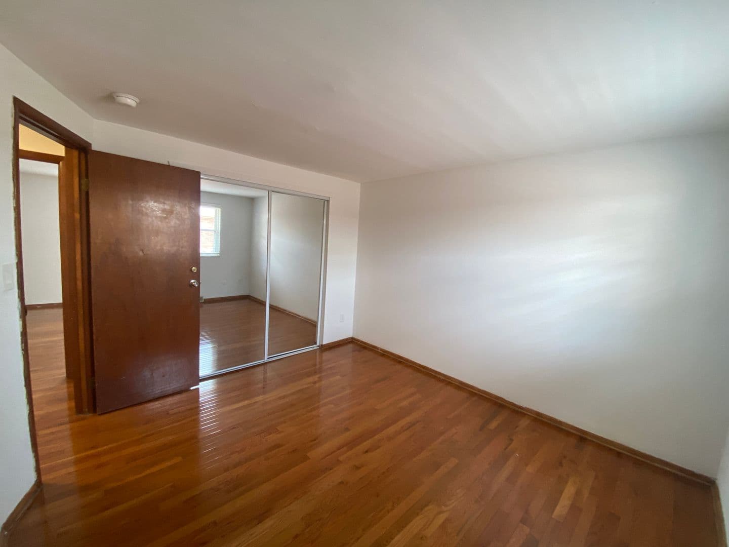 Columbus Apartment: 1444-1466 Worthington St