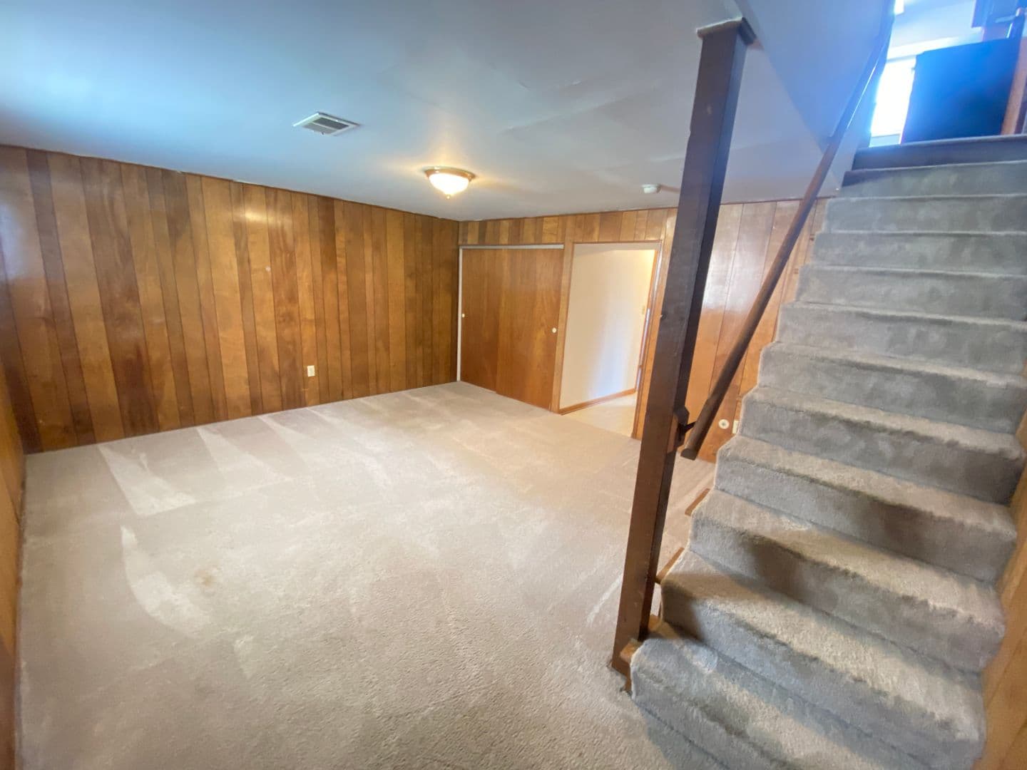 Columbus Apartment: 1444-1466 Worthington St