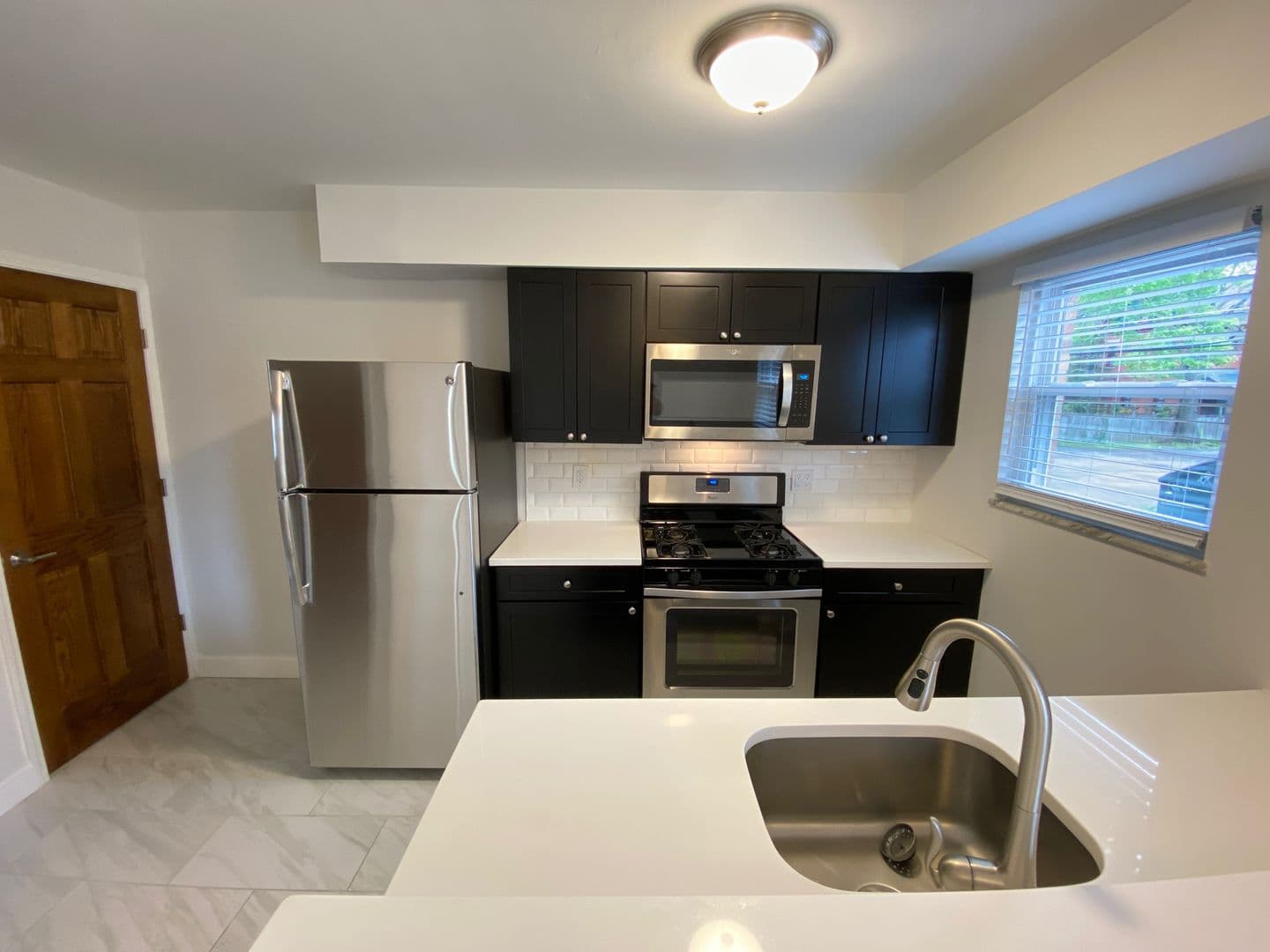 Columbus Apartment: 1444-1466 Worthington St