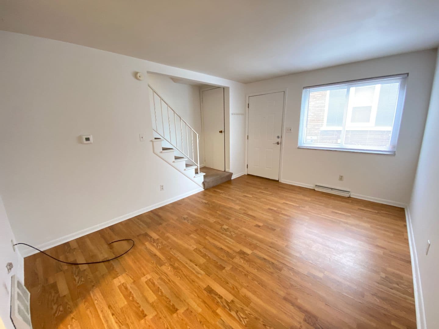 Columbus Apartment: 39 W 10th Ave