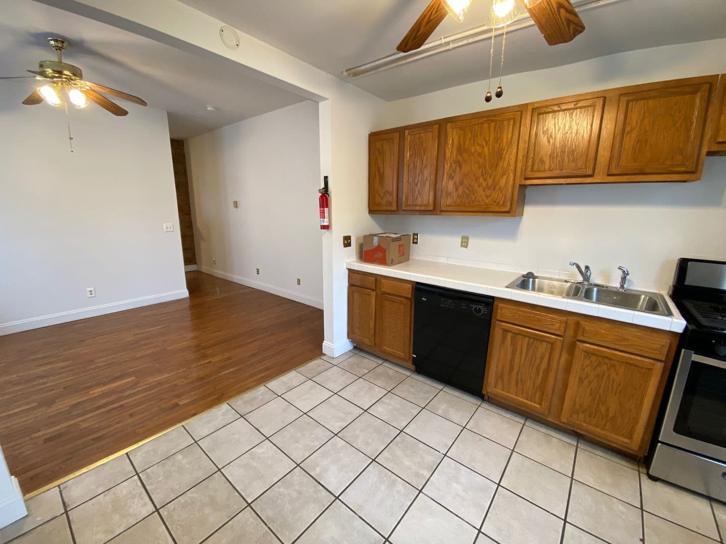 Columbus Apartment: 1557 Highland St