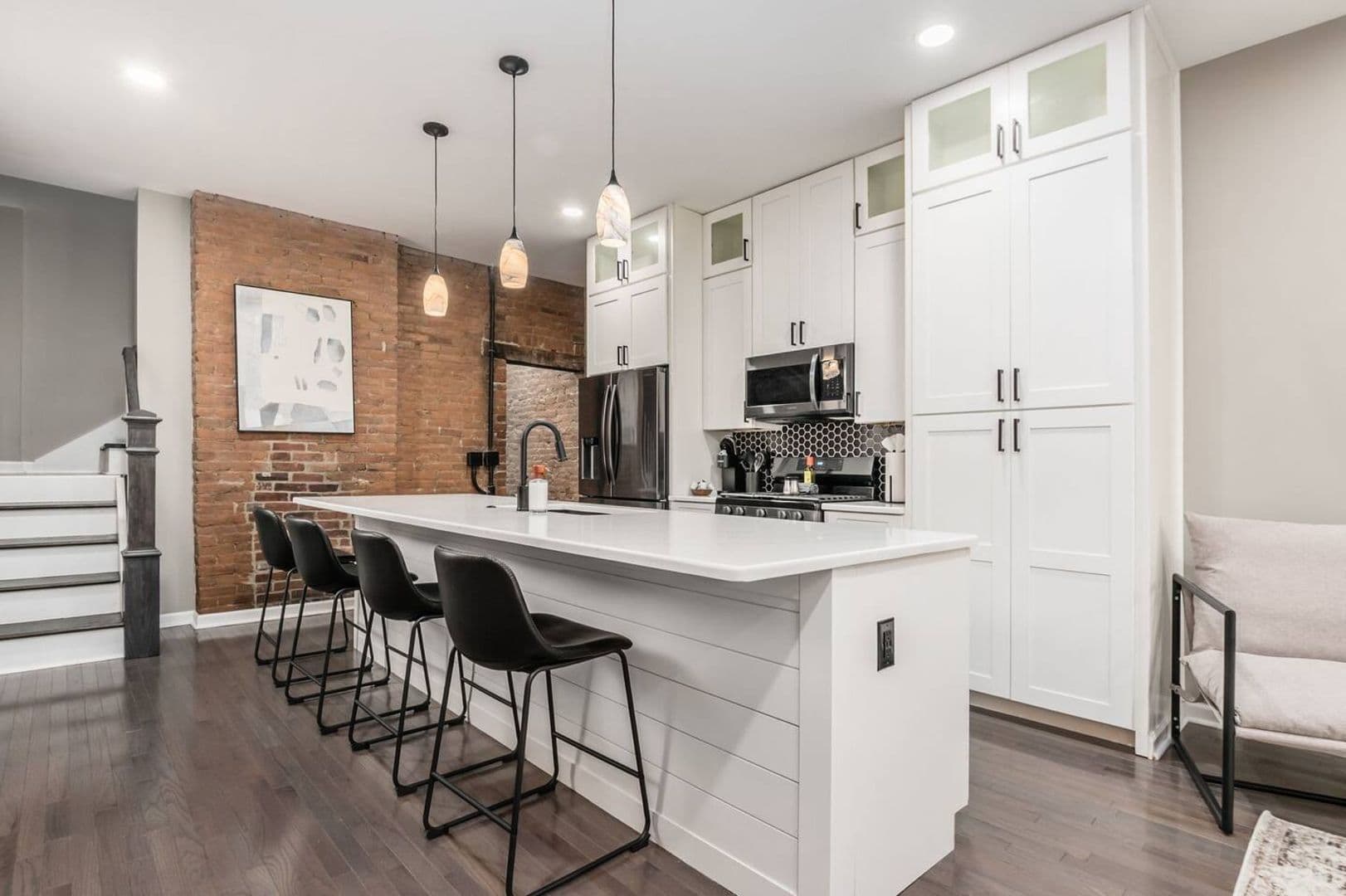 Columbus Apartment: 60 Clark Pl