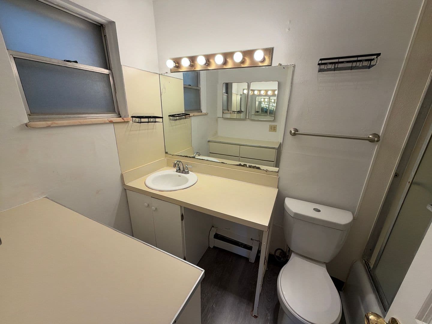 Columbus Apartment: 1472-1490 Neil Ave