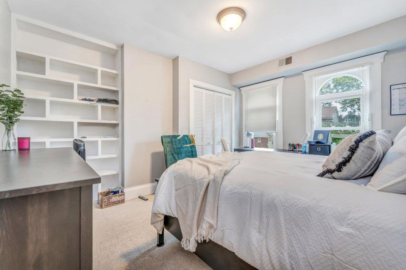 Columbus Apartment: 1497 Belmont Pl