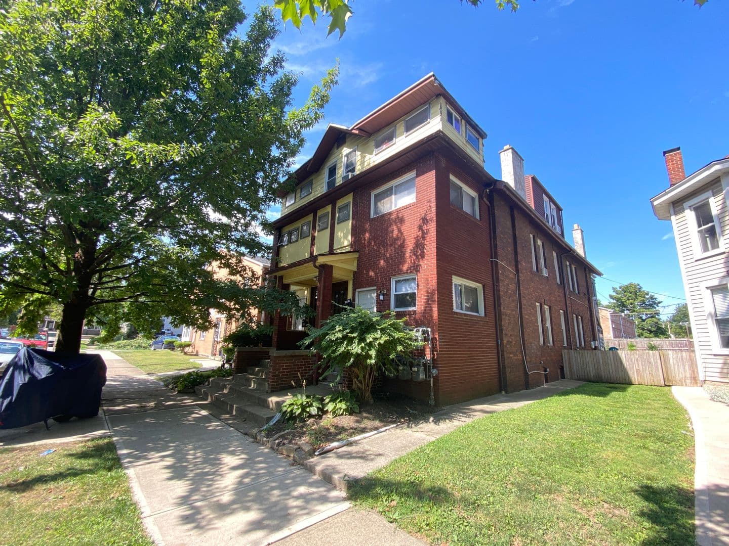 Columbus Apartment: 1441 Highland St