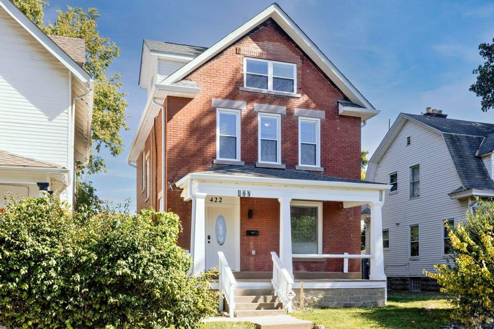 Columbus House: 422 E 15th