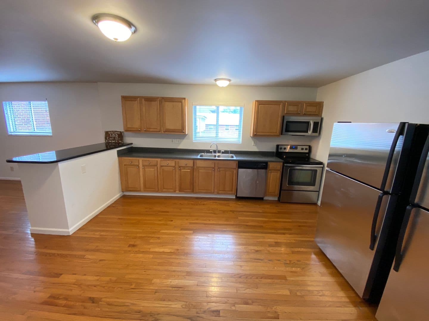 Columbus Apartment: 153 E 12th Ave