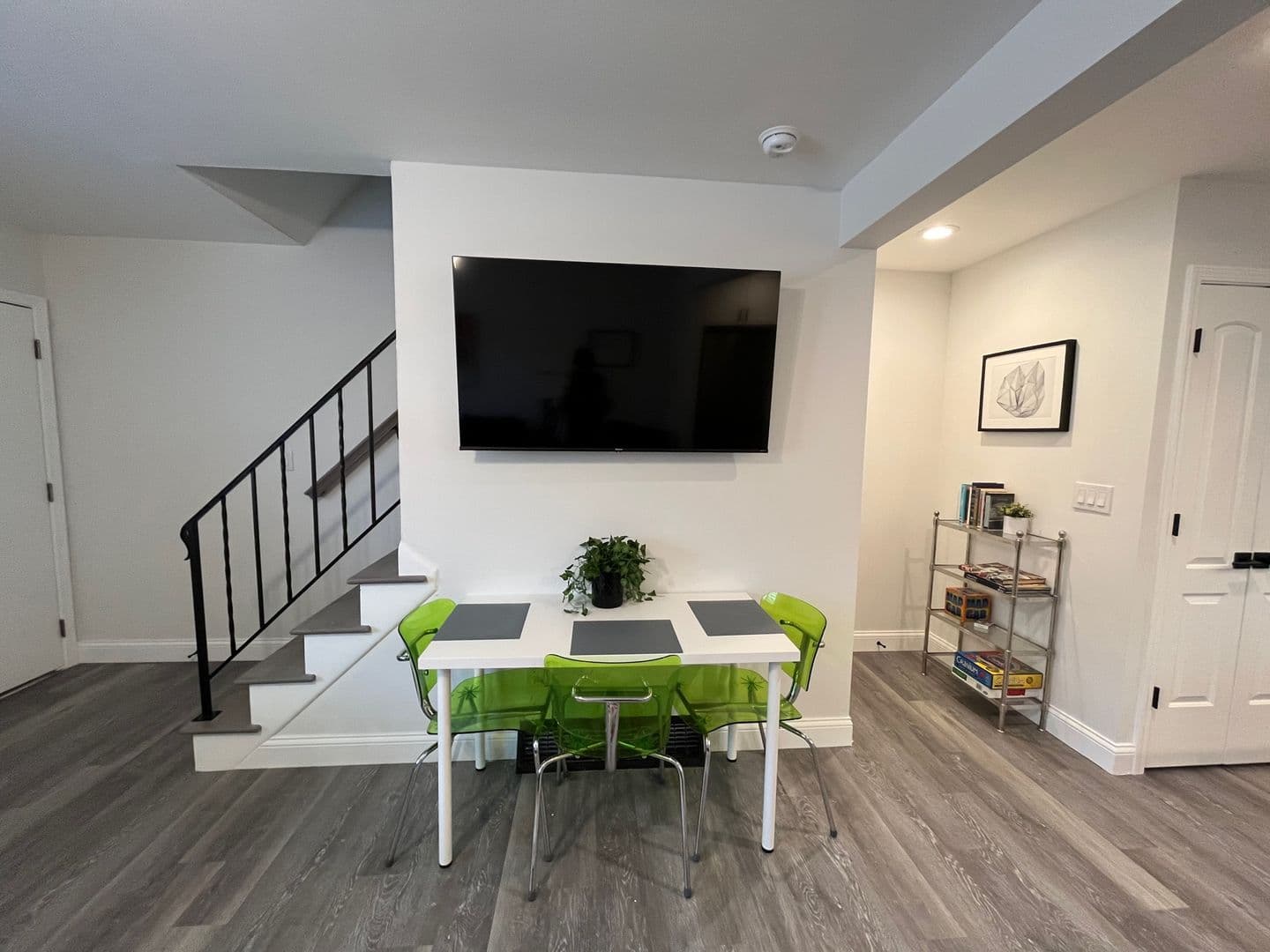 Columbus Apartment: 1451-1461 Worthington St