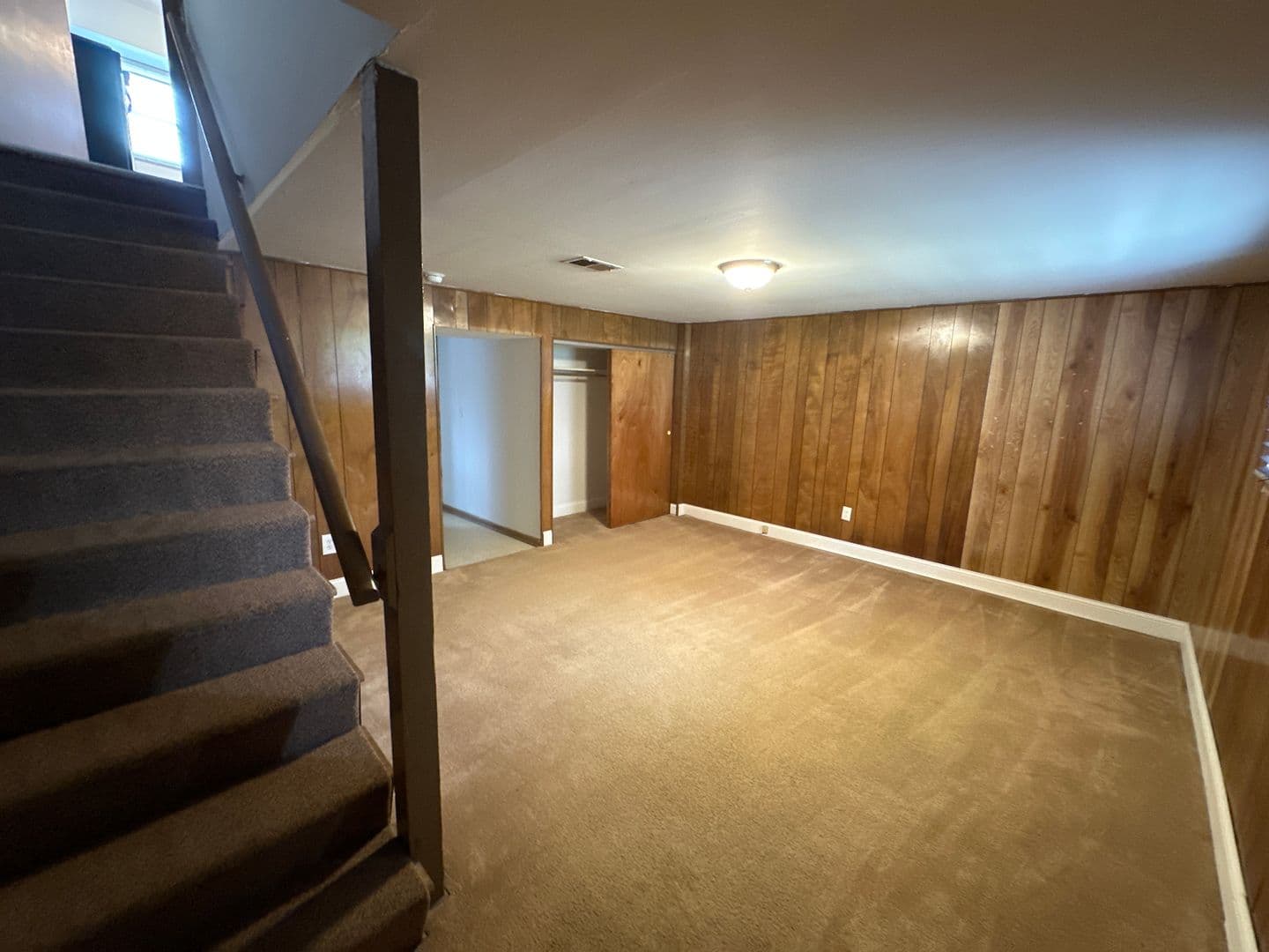 Columbus Apartment: 1444-1466 Worthington St