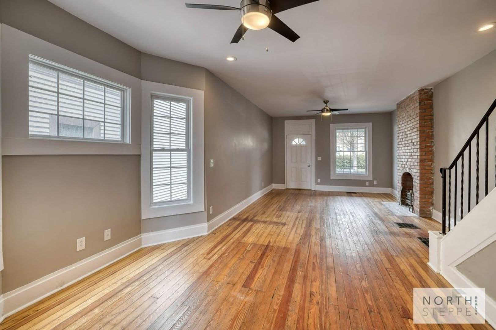Columbus Apartment: 135 E Norwich Ave