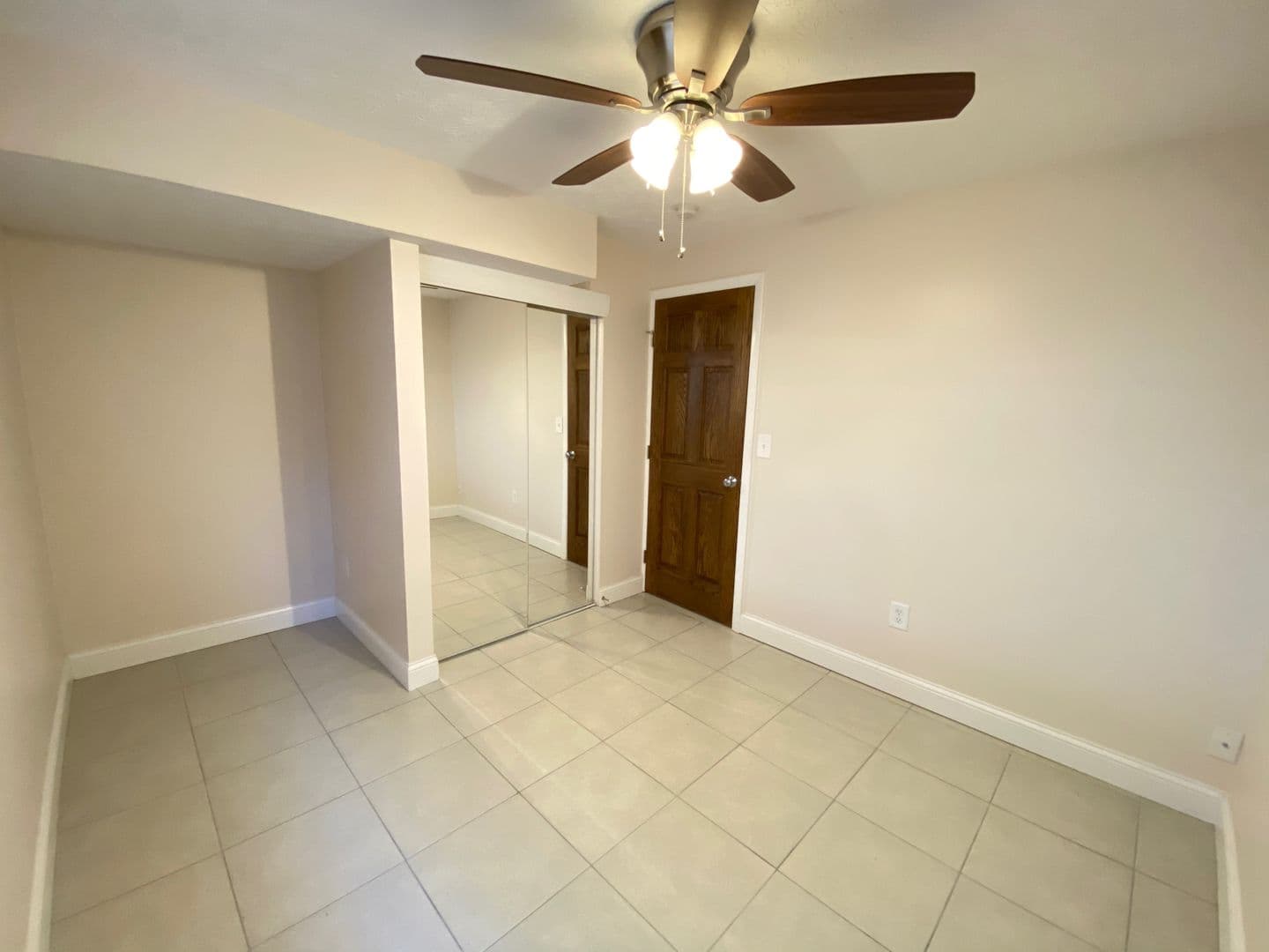 Columbus Apartment: 107-121 E 14th Ave