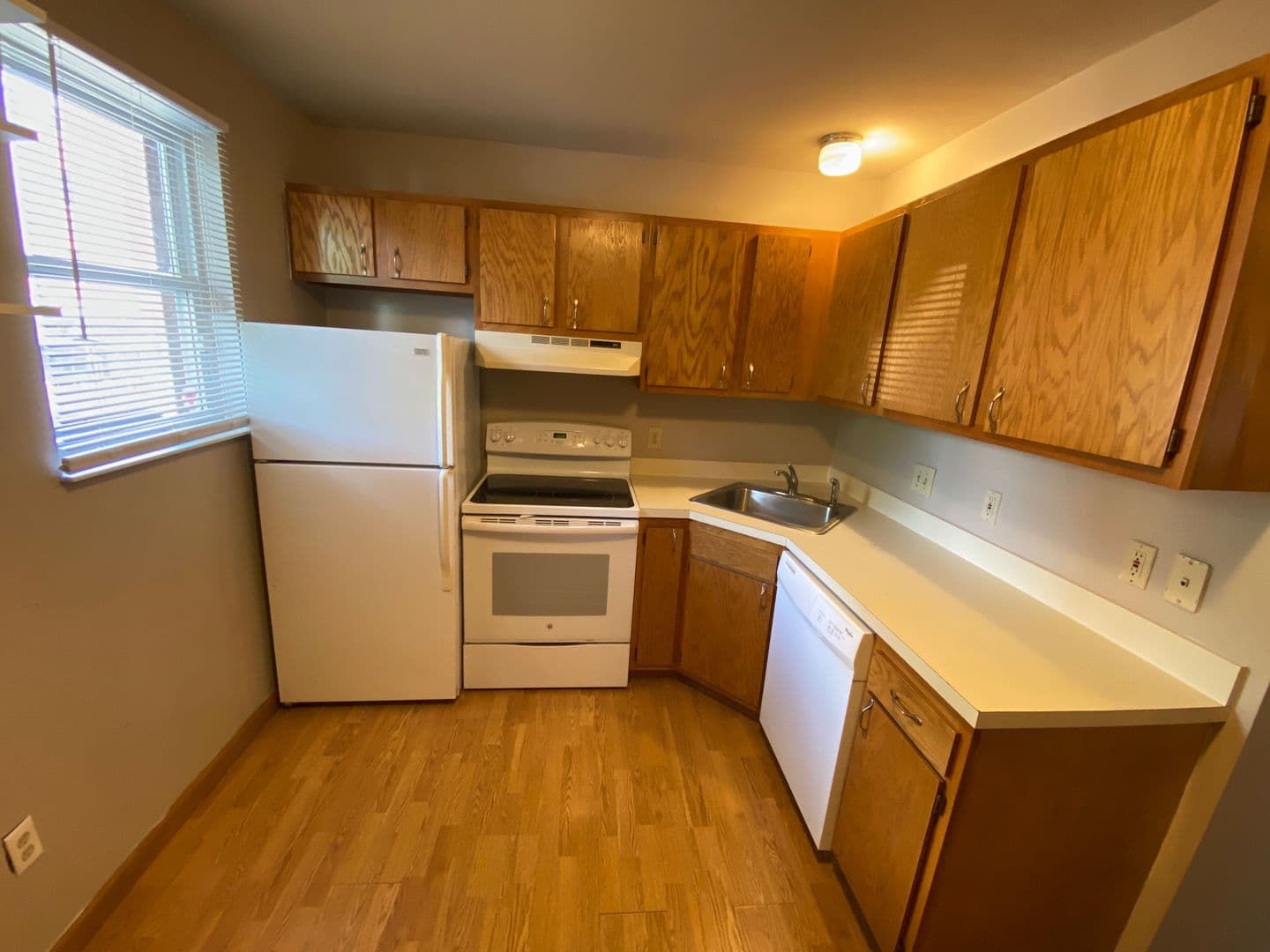 Columbus Apartment: 32 W Norwich Ave