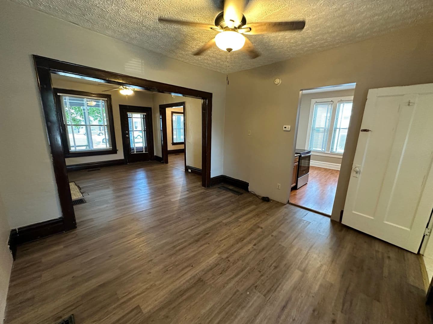 Columbus Apartment: 48 W Norwich Ave