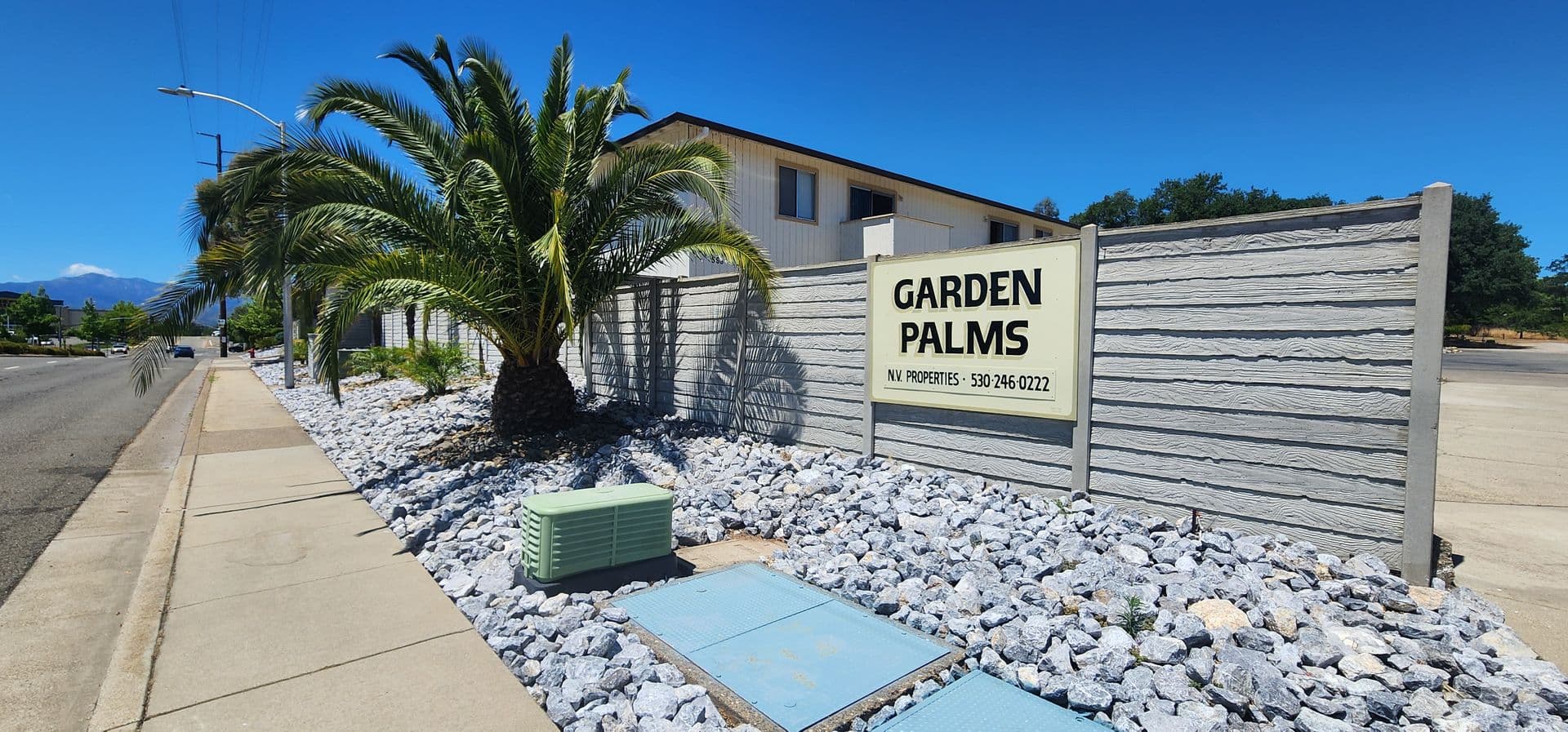 Redding Apartment: 870 Browning St