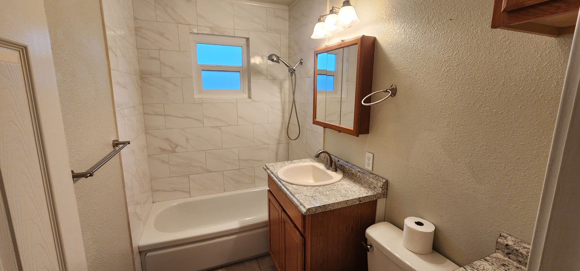 Redding House: 2145 Paris Ave