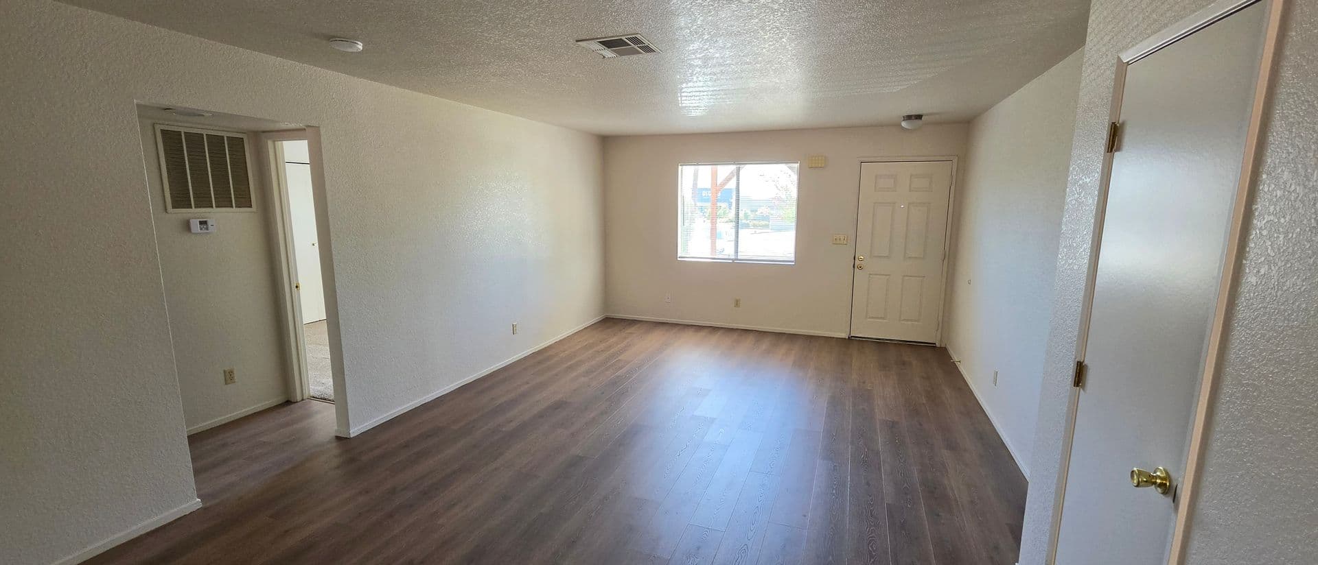 Redding Apartment: 870 Browning St