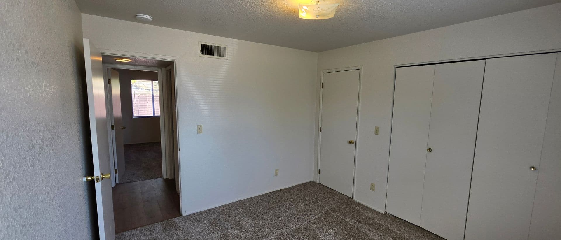 Redding Apartment: 870 Browning St