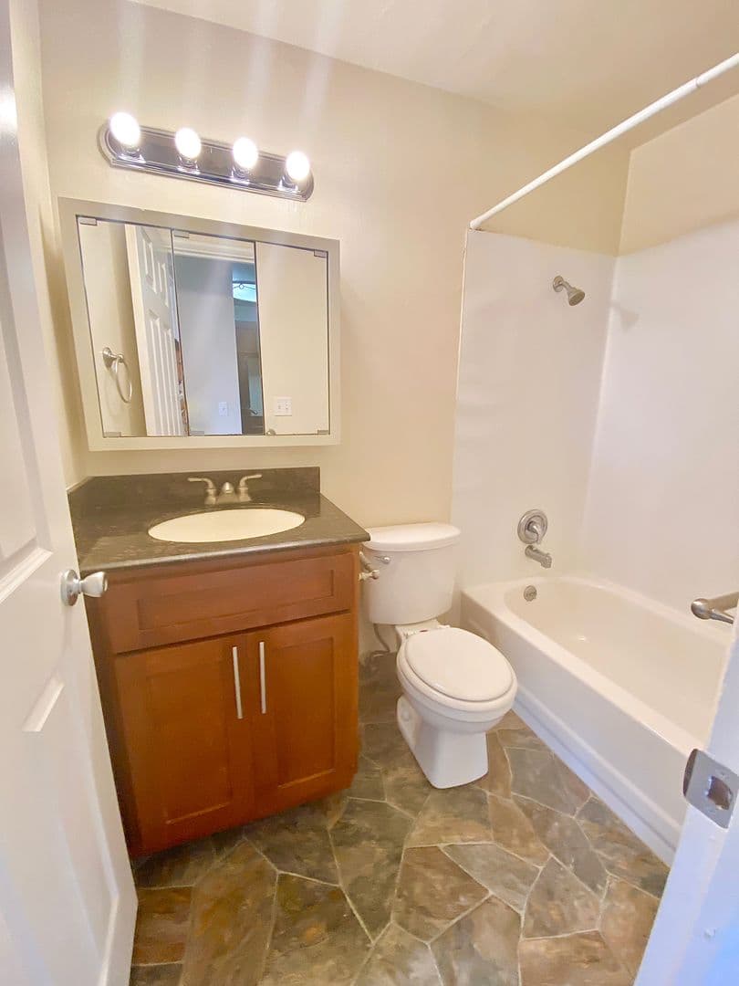 Seattle Apartment: 1300 E. Denny Way