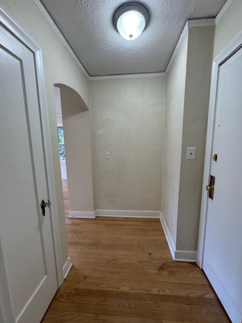 Seattle Apartment: 1719 E Spring St.