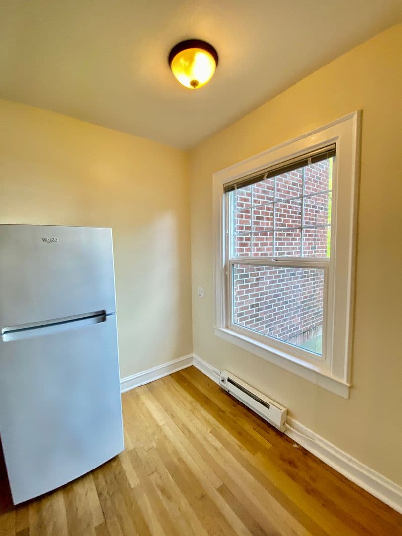 Seattle Apartment: 1305 E. Howell St.
