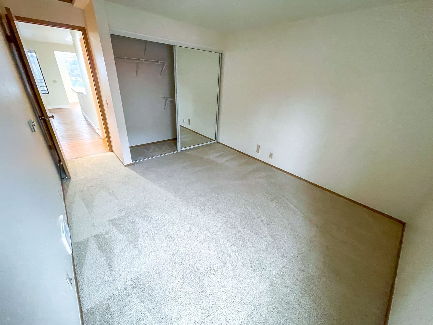 Seattle Apartment: 2501 E. Madison St.