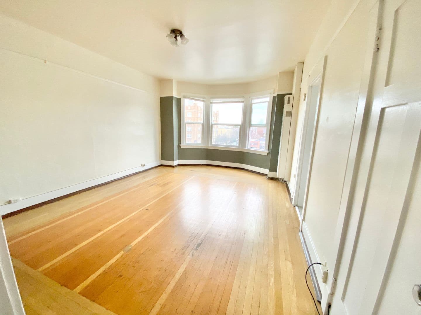 Seattle Apartment: 504 E. Denny Way