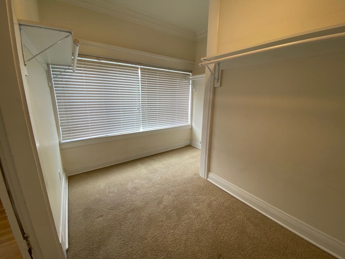 Seattle Apartment: 810 E. Denny Way