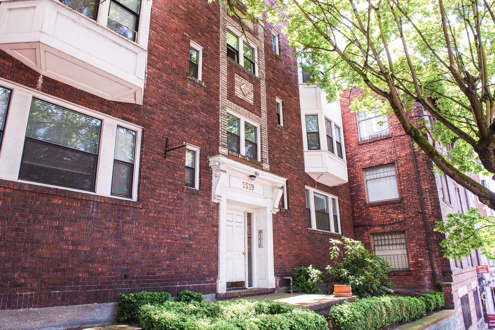 Seattle Apartment: 1509 E Madison St