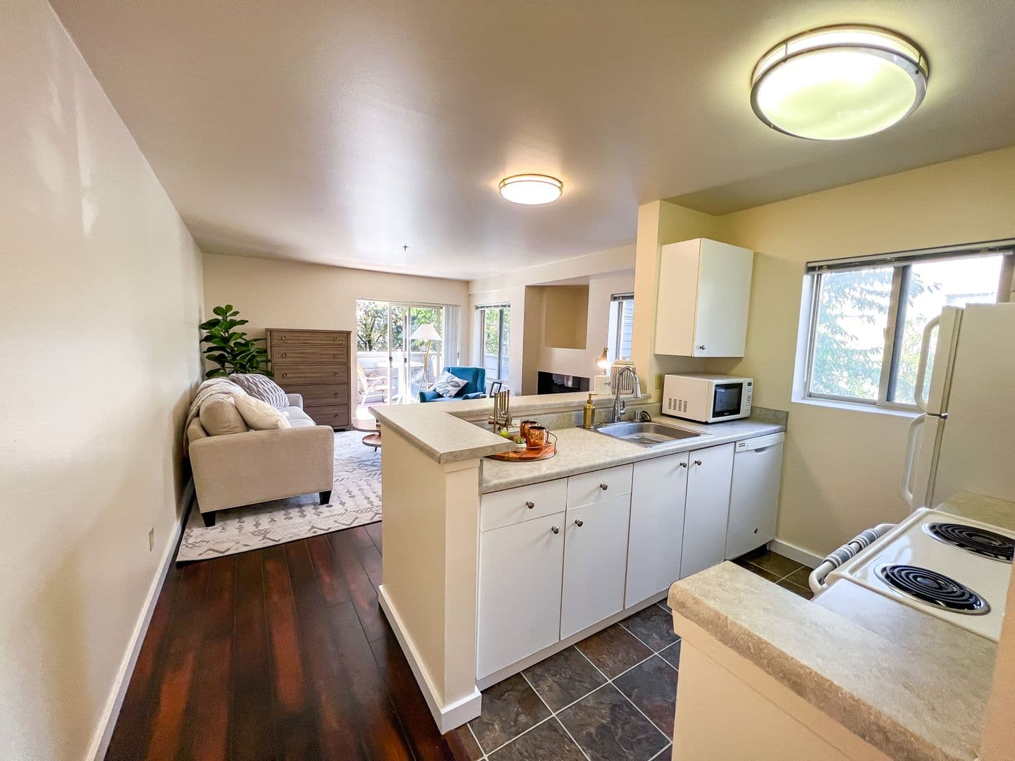 Seattle Apartment: 212 Harvard Ave E.