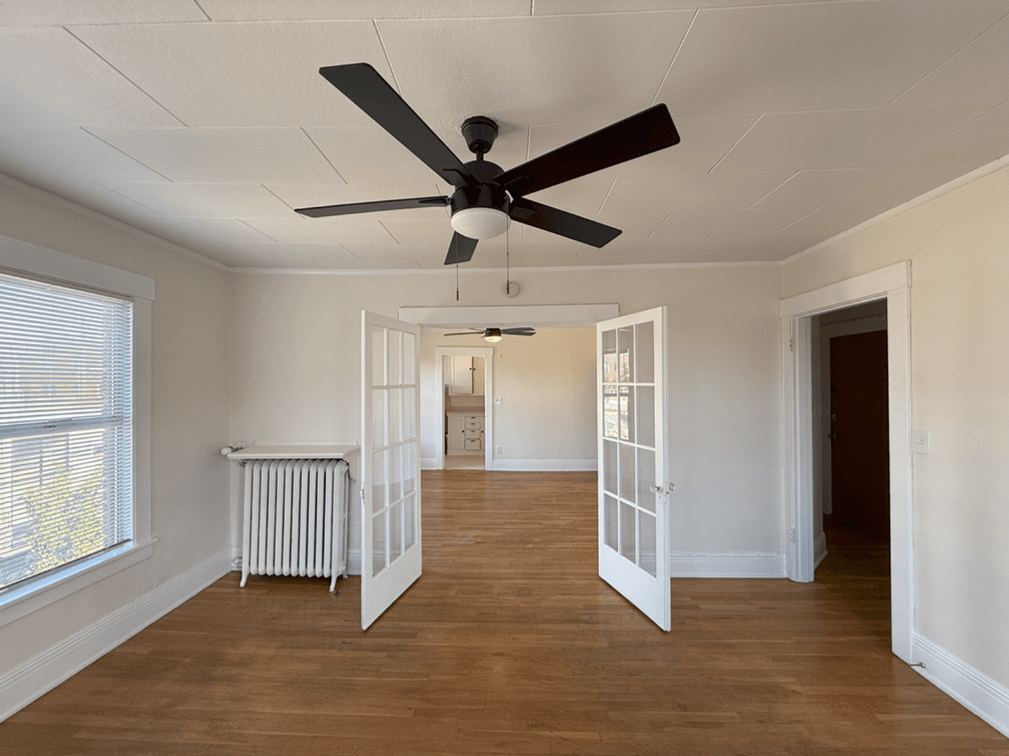 Seattle Apartment: 1305 E Denny Way