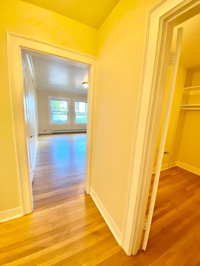 Seattle Apartment: 1305 E. Howell St.