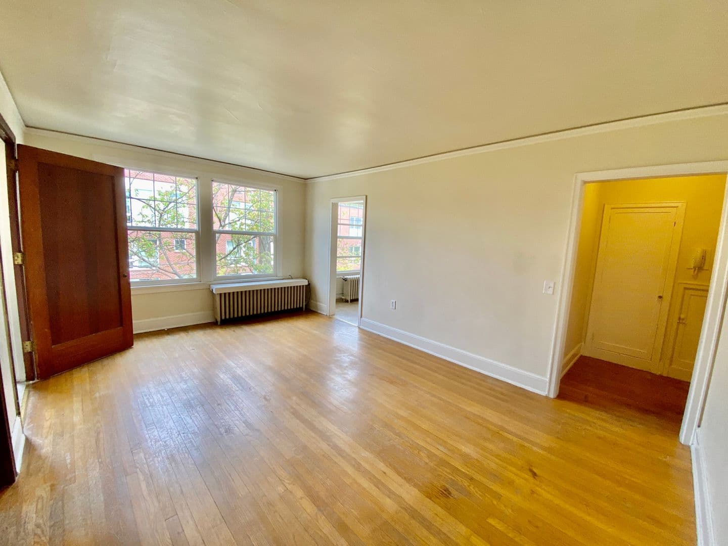 Seattle Apartment: 531 Malden Ave. E.