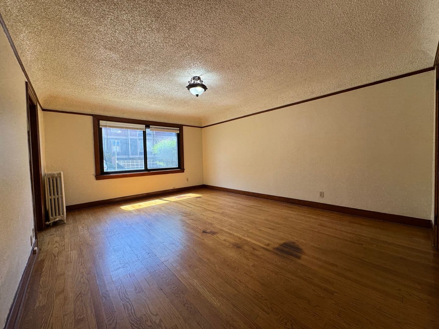 Seattle Apartment: 603 12th Ave E.