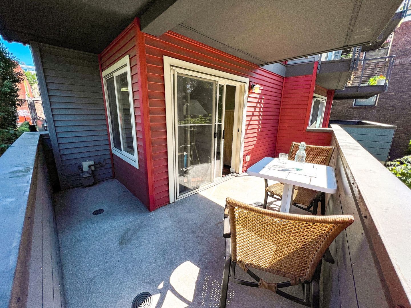 Seattle Apartment: 212 Harvard Ave E.
