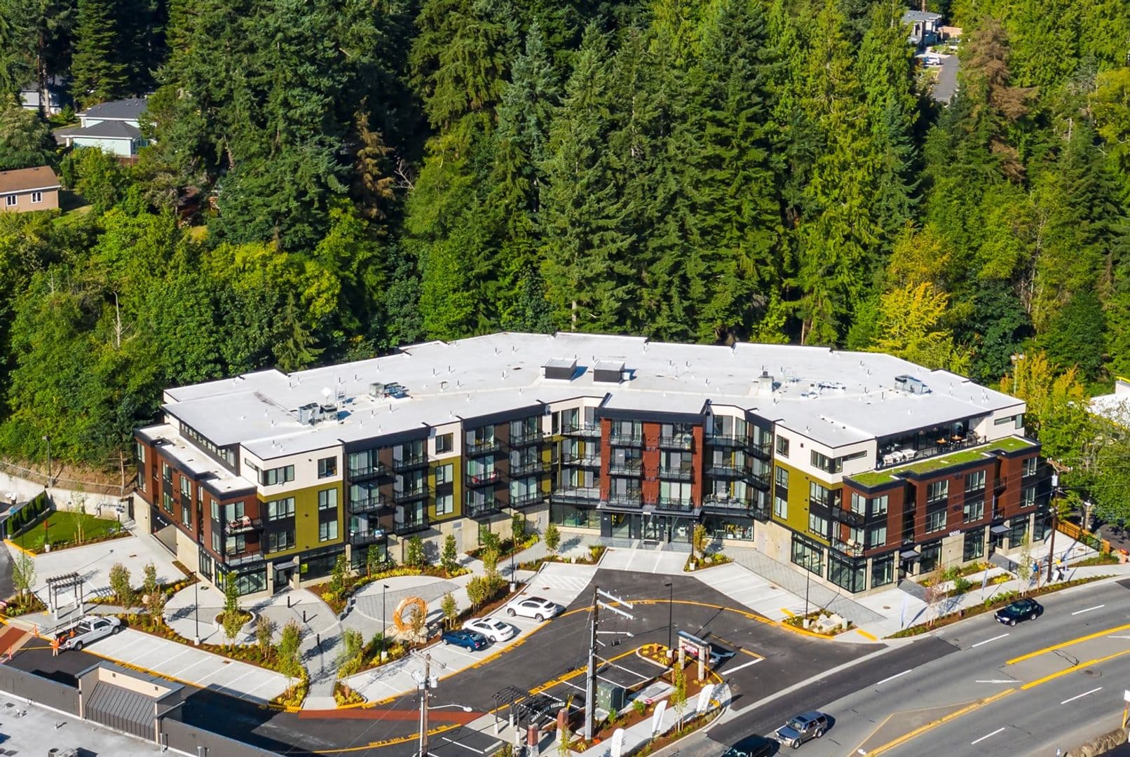 Edmonds Apartment: 10032 Edmonds Way