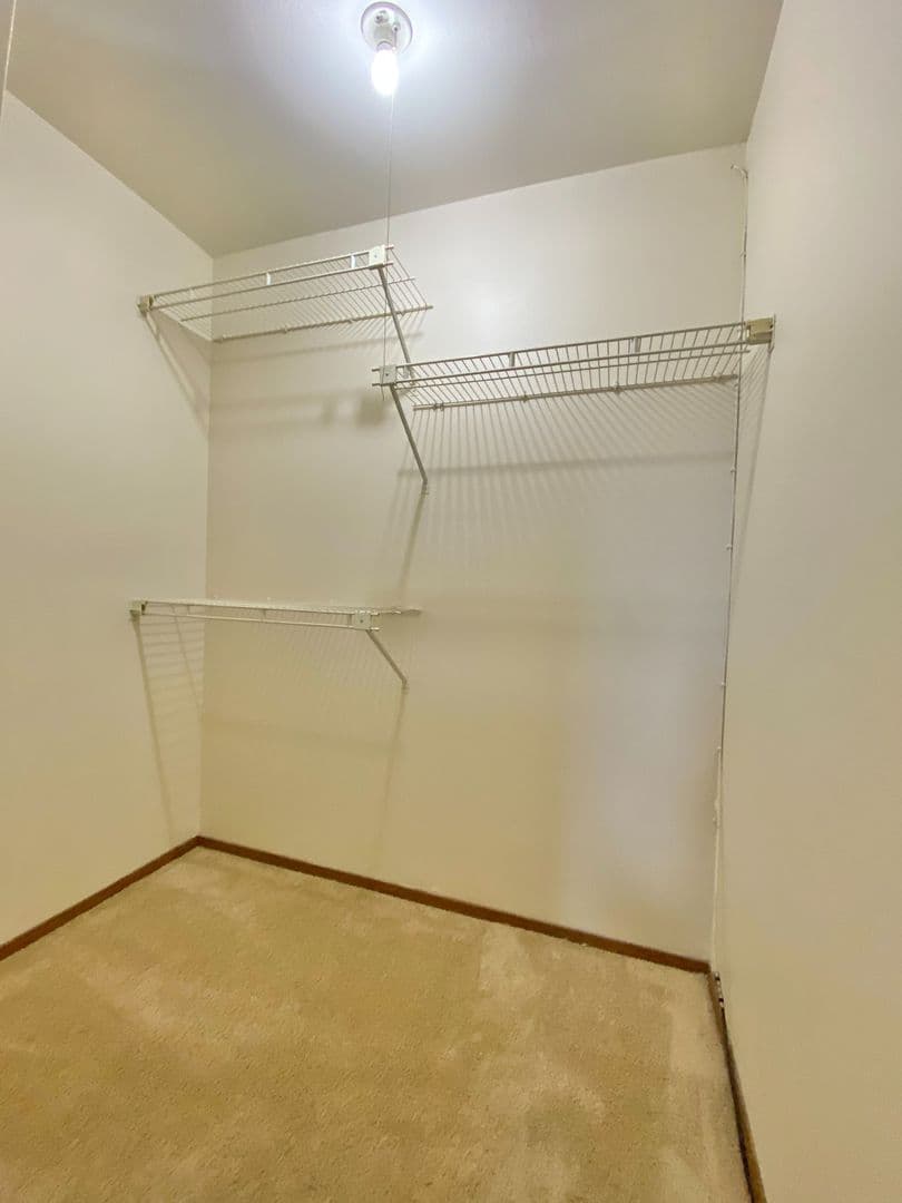 Seattle Apartment: 1215 Seneca St.