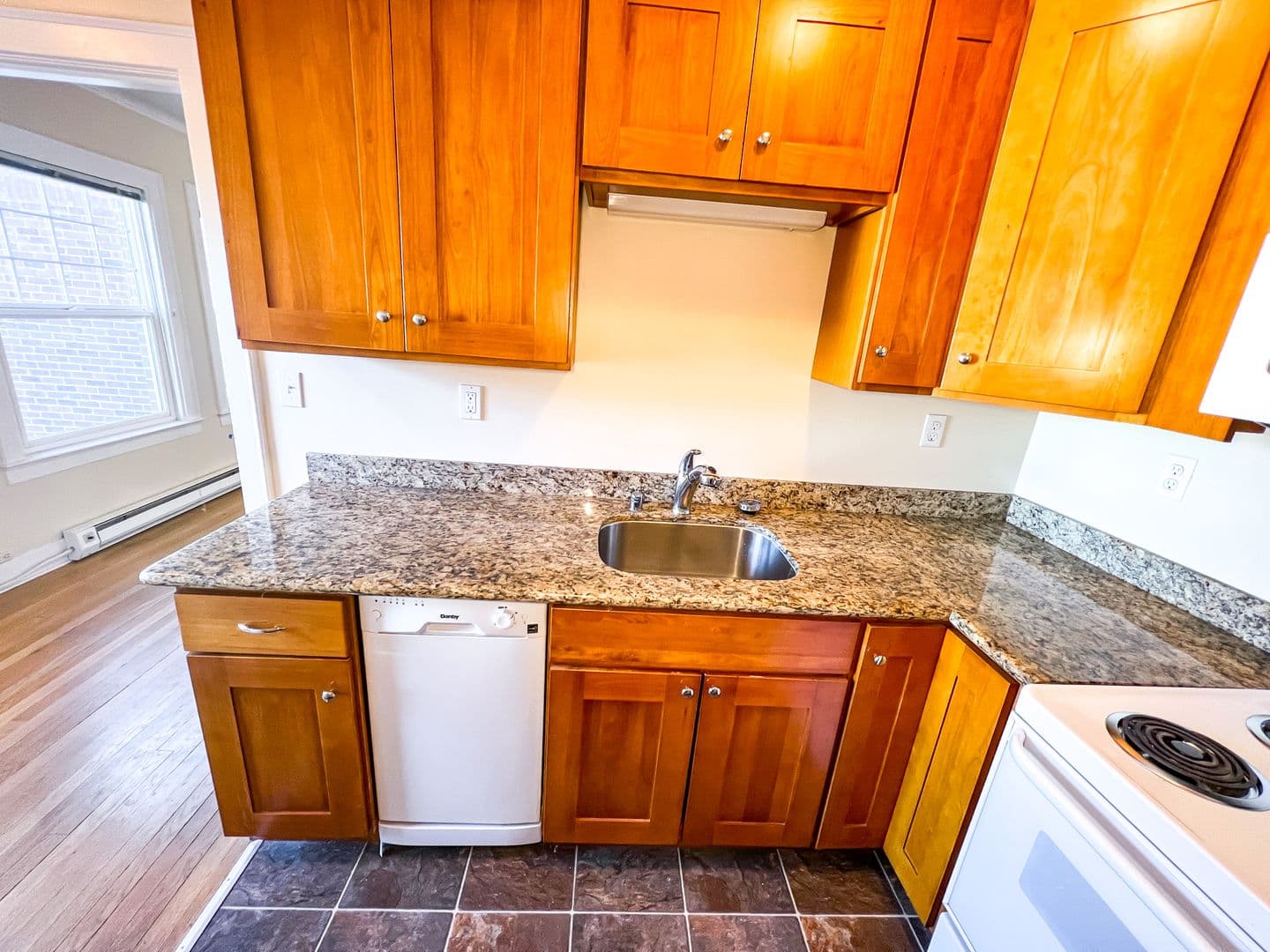 Seattle Apartment: 1305 E. Howell St.