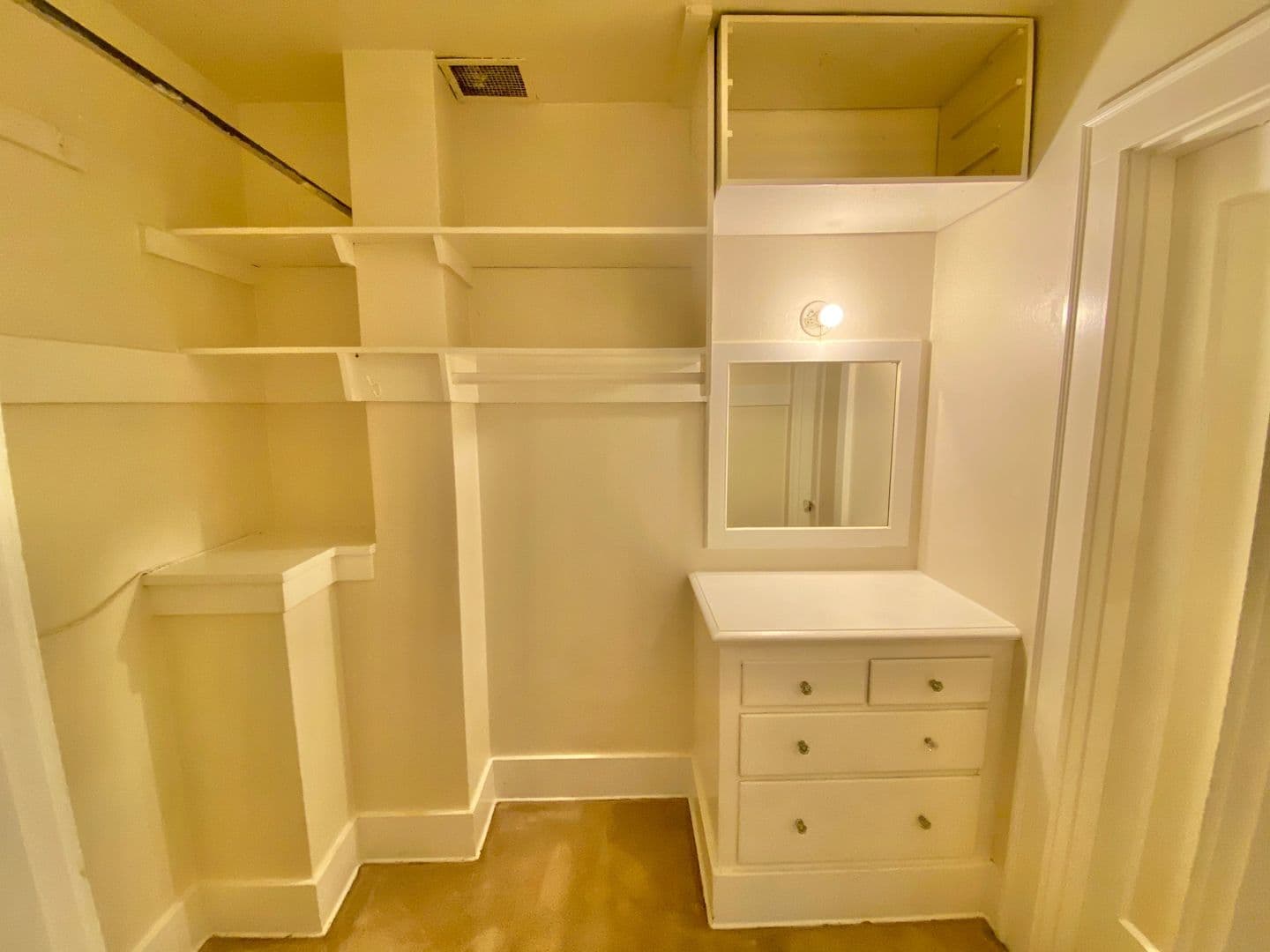 Seattle Apartment: 516 E. Union St.