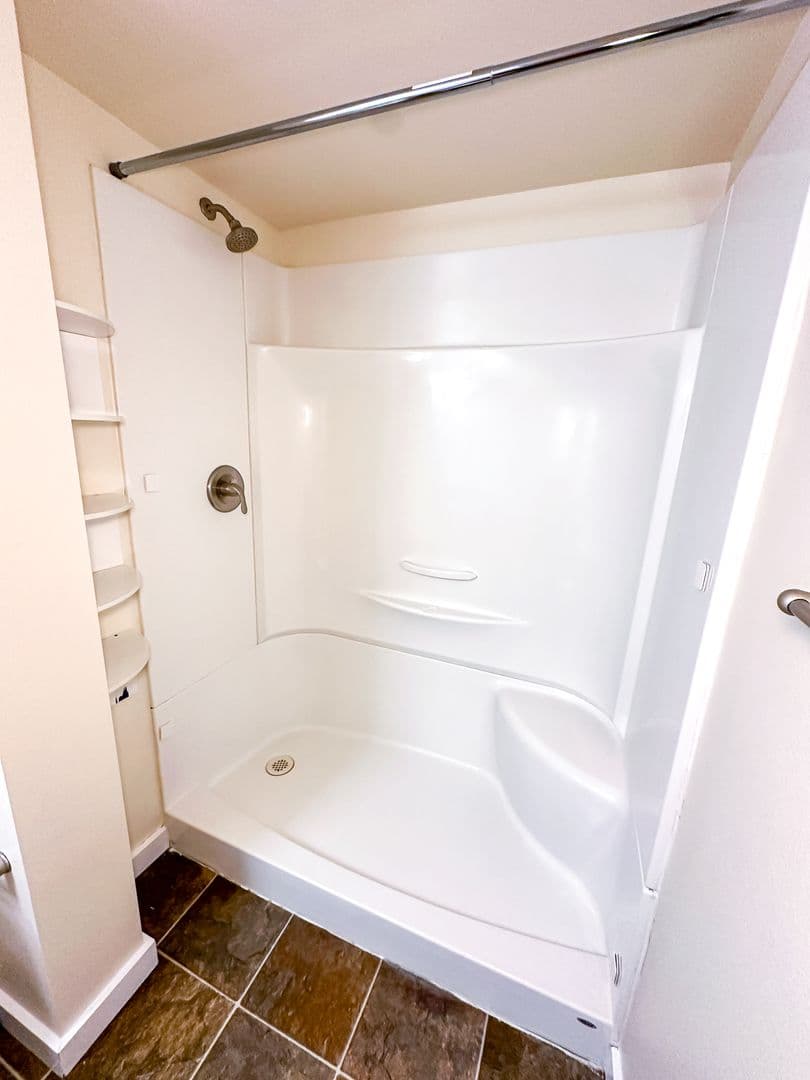 Seattle Apartment: 1420 Boren Ave