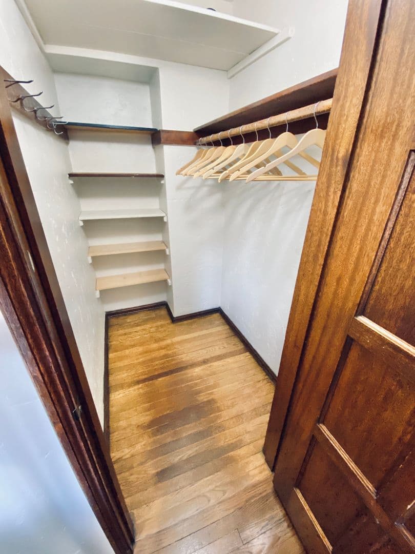 Seattle Apartment: 1005 E. Roy St.