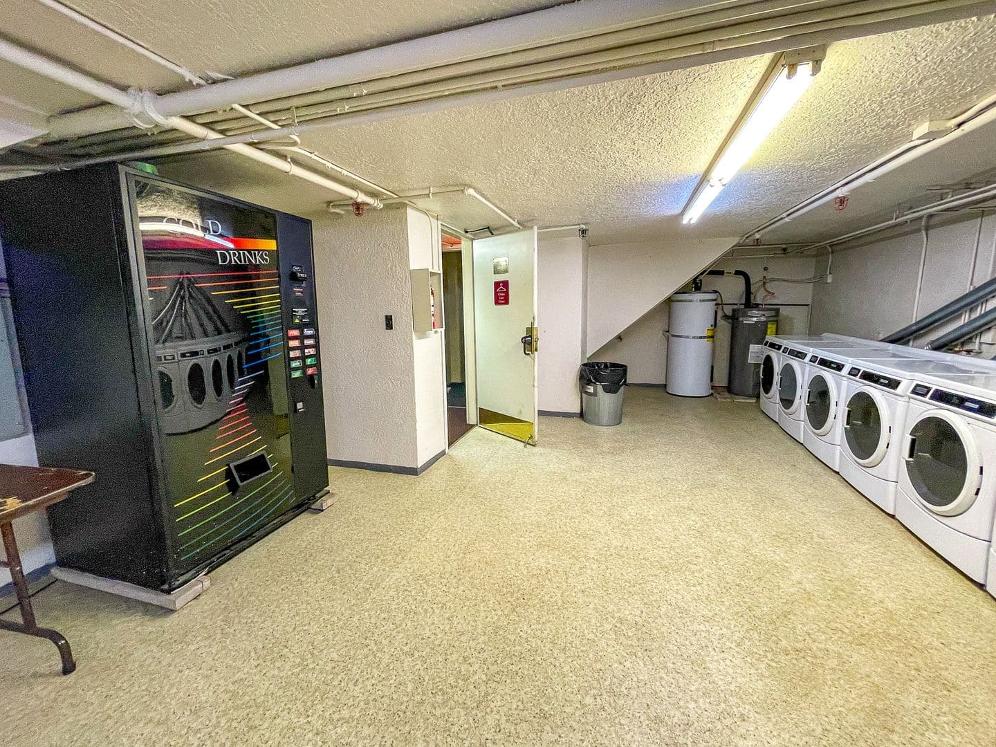 Seattle Apartment: 1215 Seneca St.
