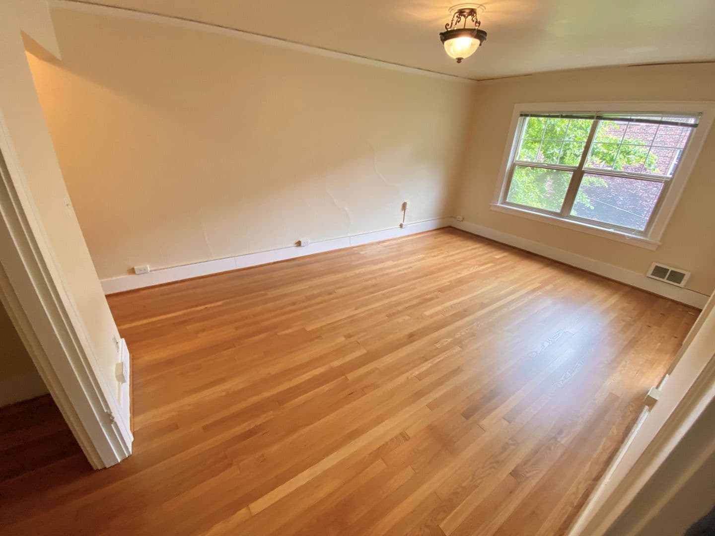 Seattle Apartment: 516 E. Union St.